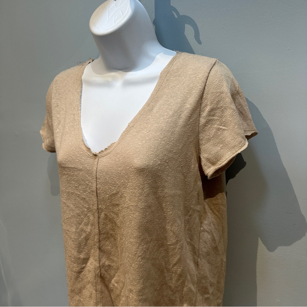 PST Project Social T Los Angeles Casual Tan Cream V-Neck Small - Picture 3 of 9